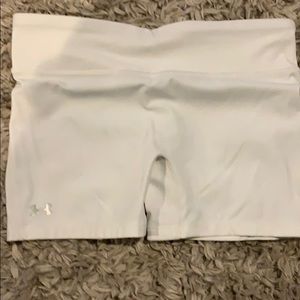 Size small under armour spandex